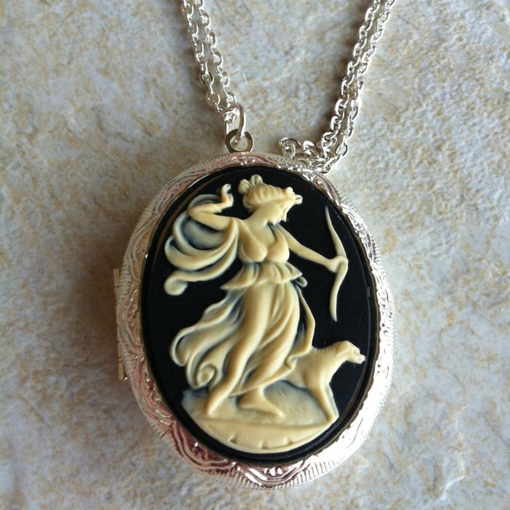 Aphrodite Roman Goddess Locket Necklace Chariot